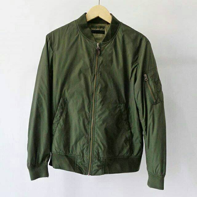 Bomber uniqlo second