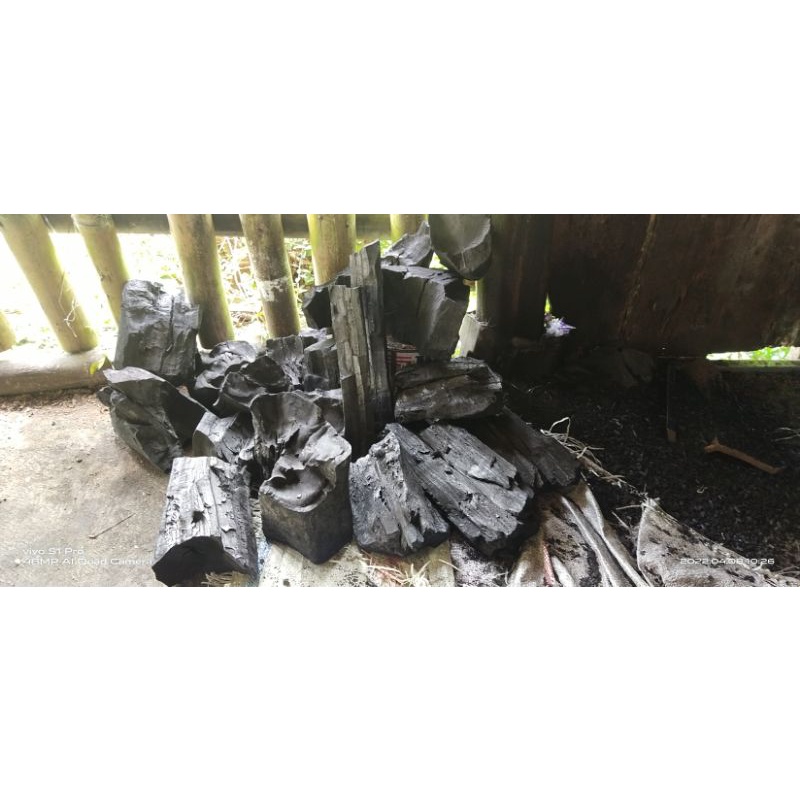 

Arang kayu keras