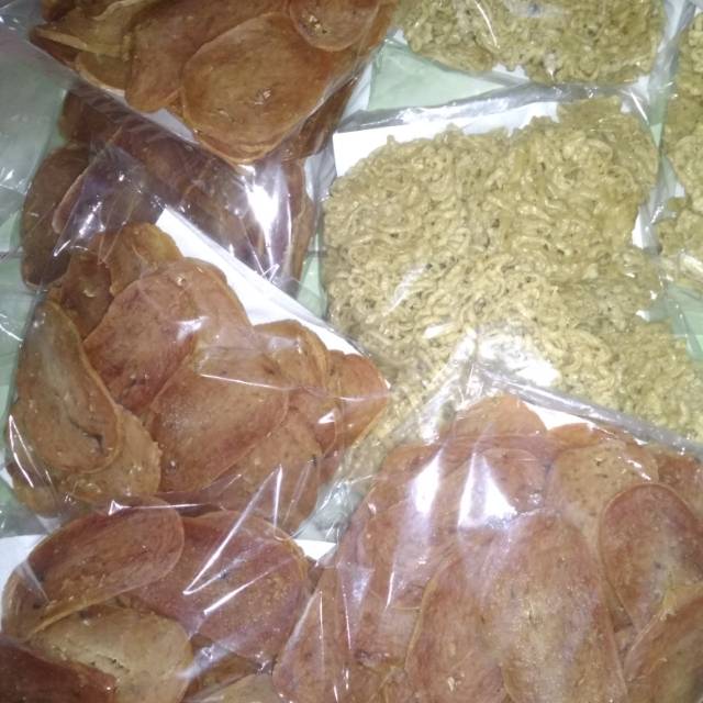 

Krupuk ikan tongkol/cakalan pulau bawean