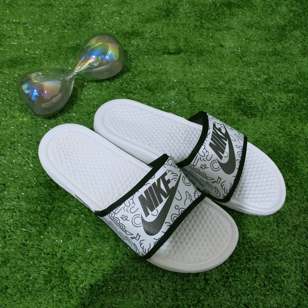 Slip on Sandal Pria Anti Licin Ringan NK BATIK