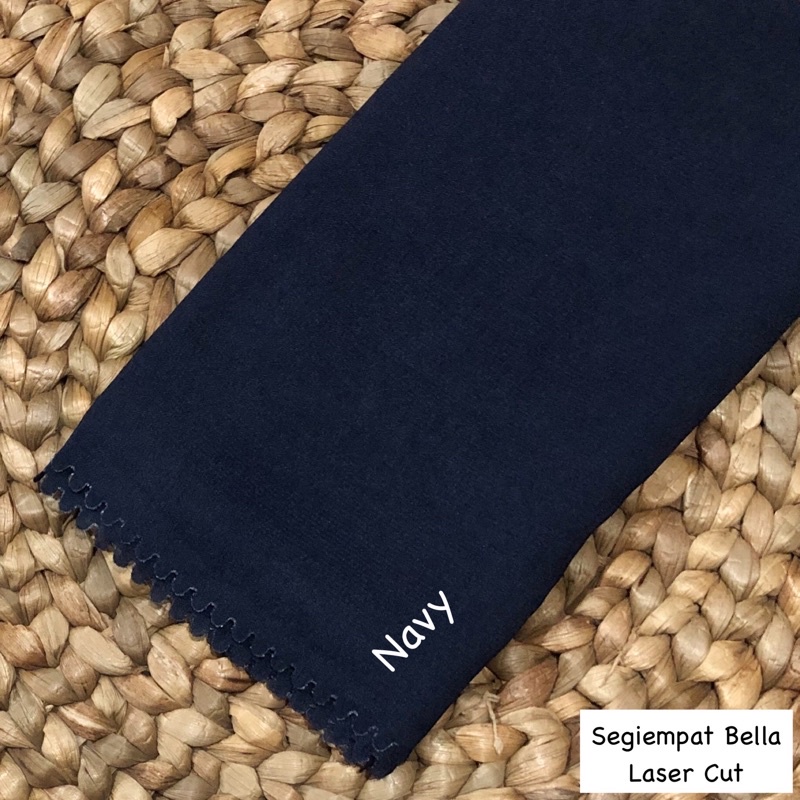 Hijab Bella Square Laser cut / Segiempat Bella-Navy