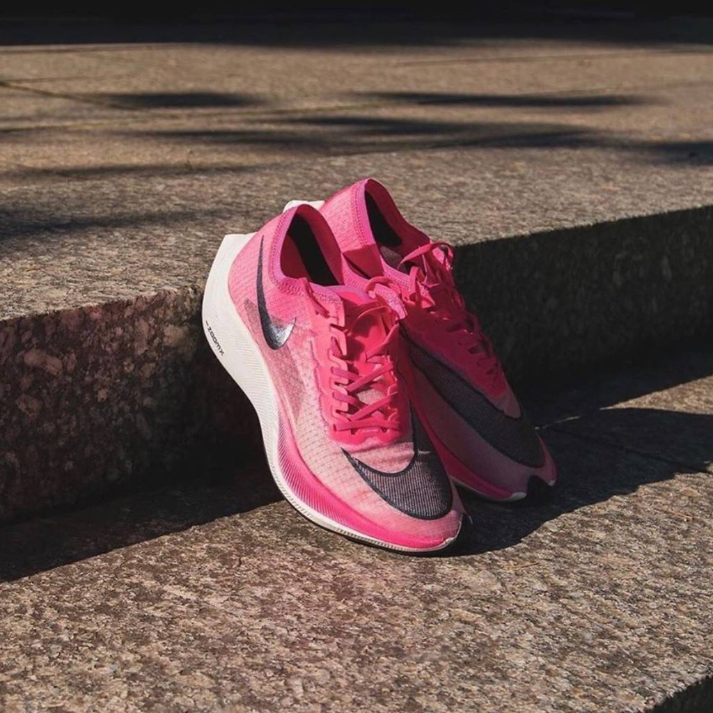 NIKE ZOOM PINK
