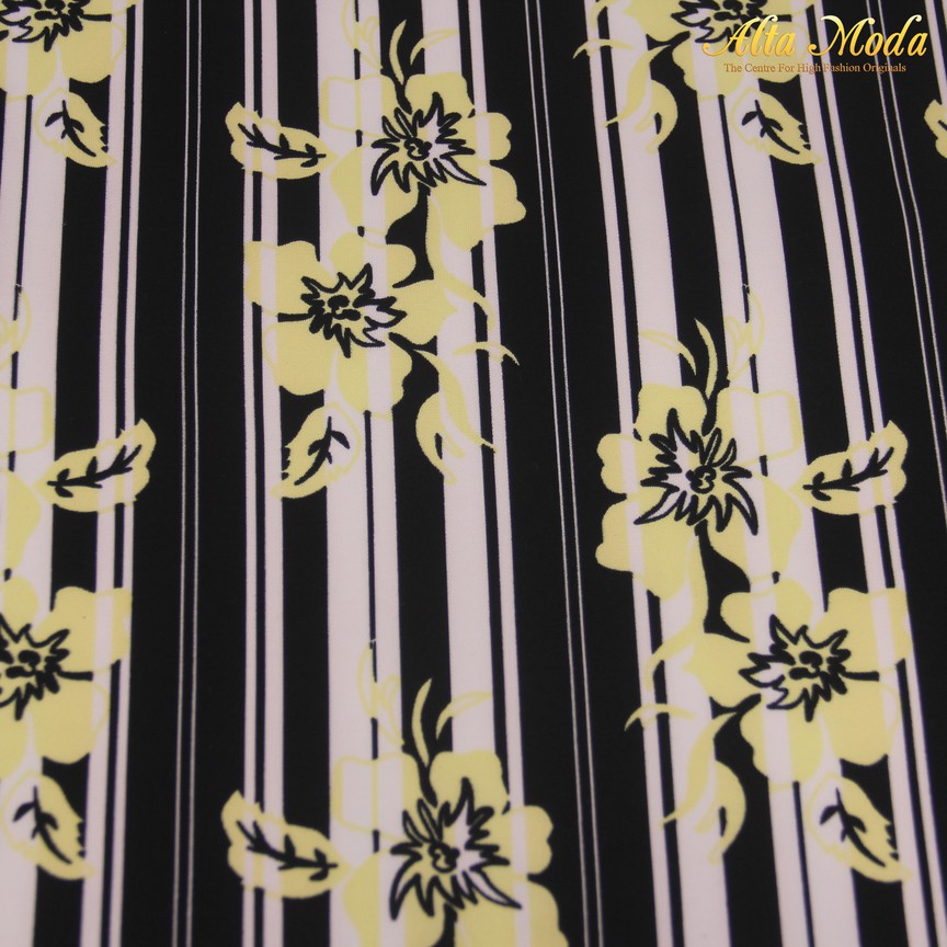 

Alta Moda Scuba Motif Stripe Bunga Kuning Muda (1M)