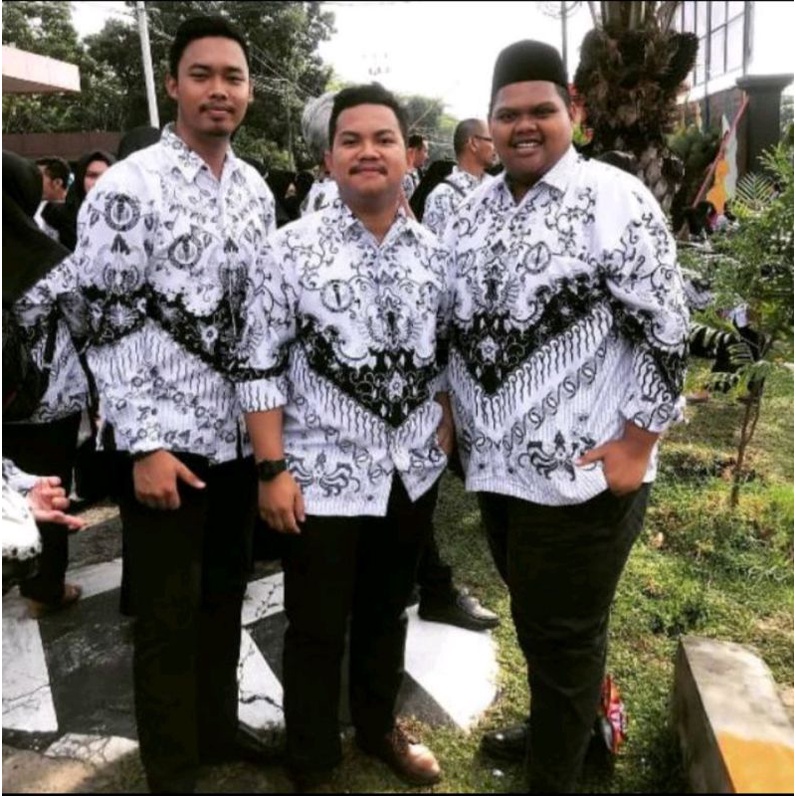 BAJU PGRI PRIA TERBARU  FULL FURING BAJU PGRI PRIA SERAGAM GURU