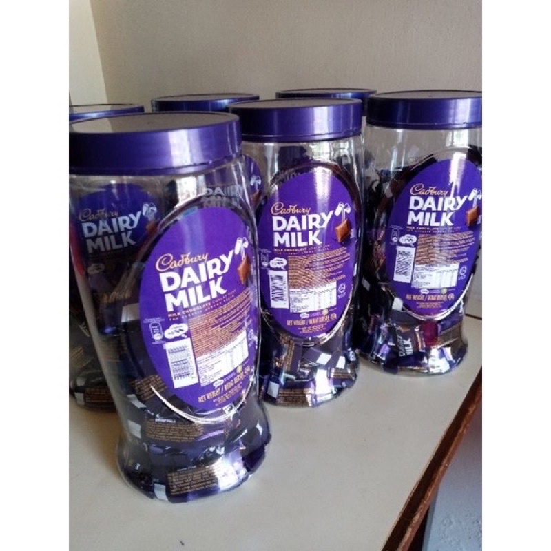 

Cadburry Dairy Milk 100 Pcs / Milk Chocolate Malaysia / Makanan Ringan