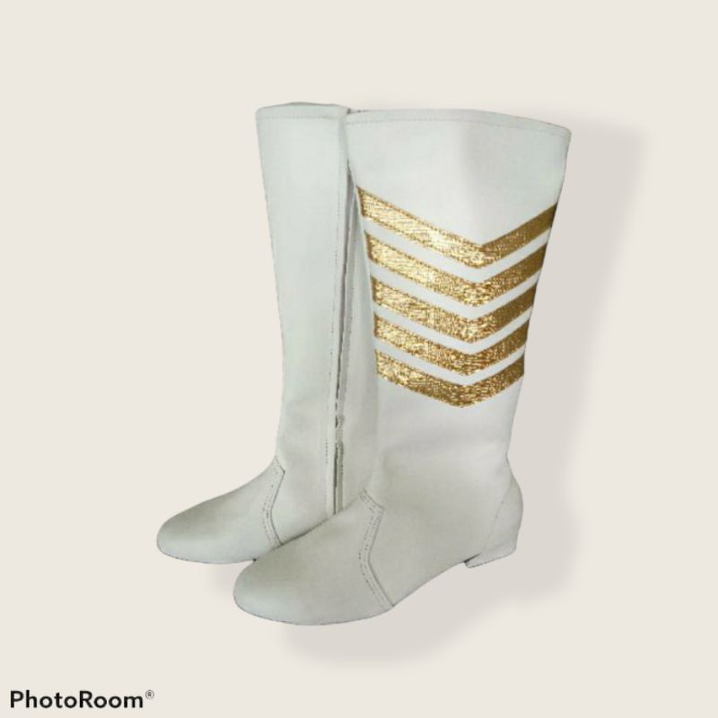 Sepatu Mayoret Drumband / Marchingband MT06s Putih List merah / Kualitas Super