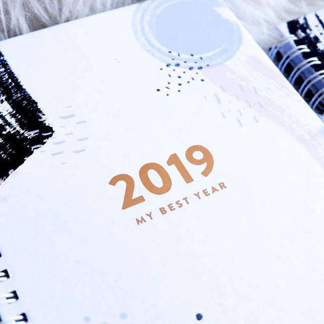 Planner buku harian bulanan moms 2019 catatan notes hard book