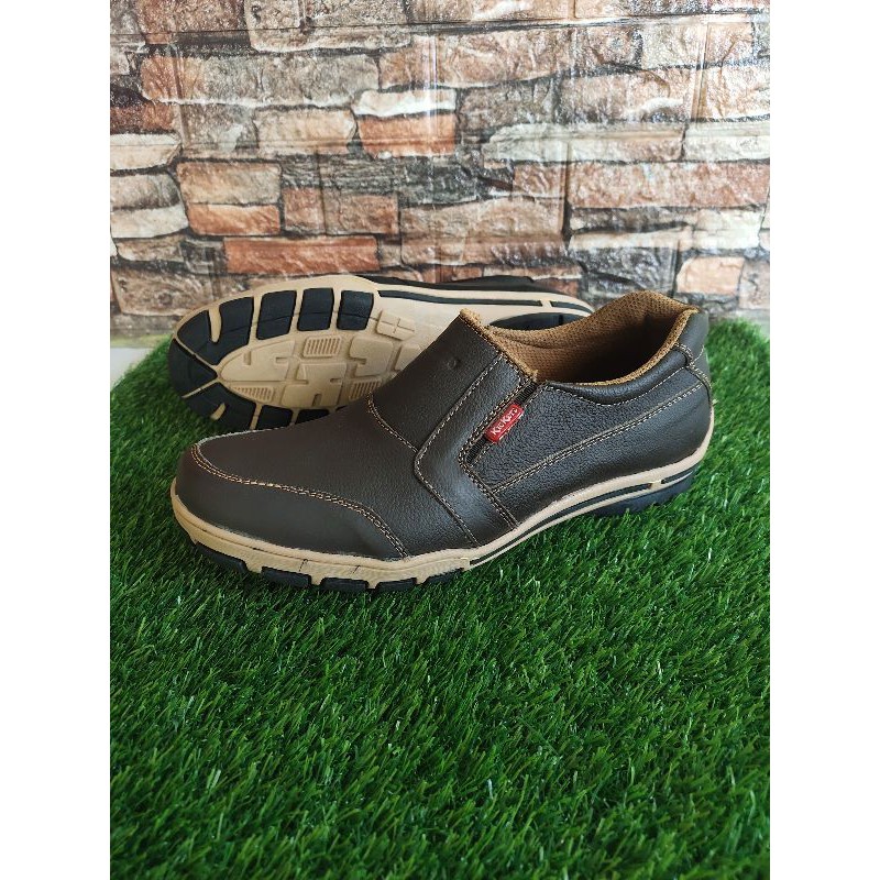 Sepatu Casual Bahan Kulit Asli Plus Sol Sudah Dijahit