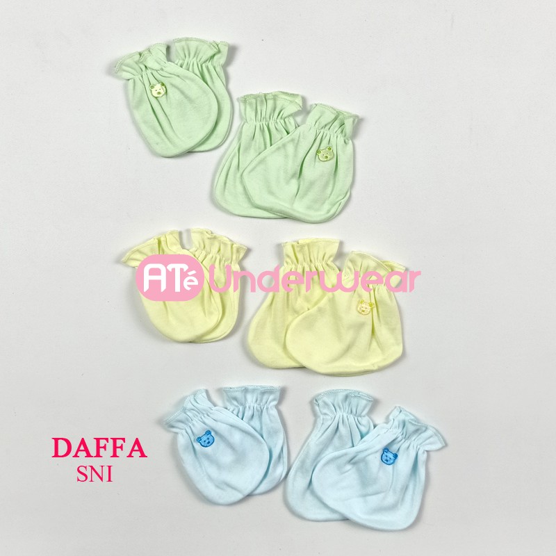 AT200-Daffa sarung tangan bayi polos SNI/sarung kaki bayi