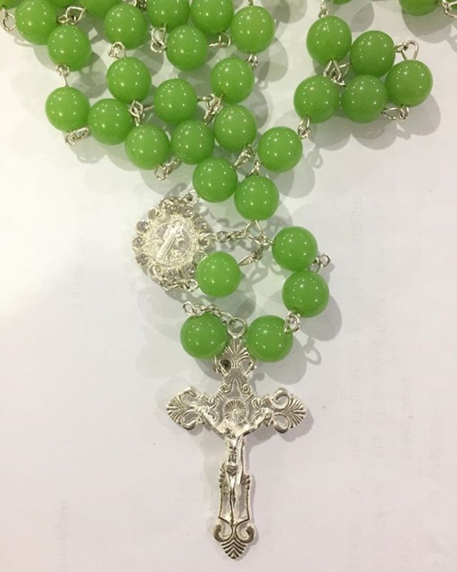 Rosario Batu Warna 10 mm