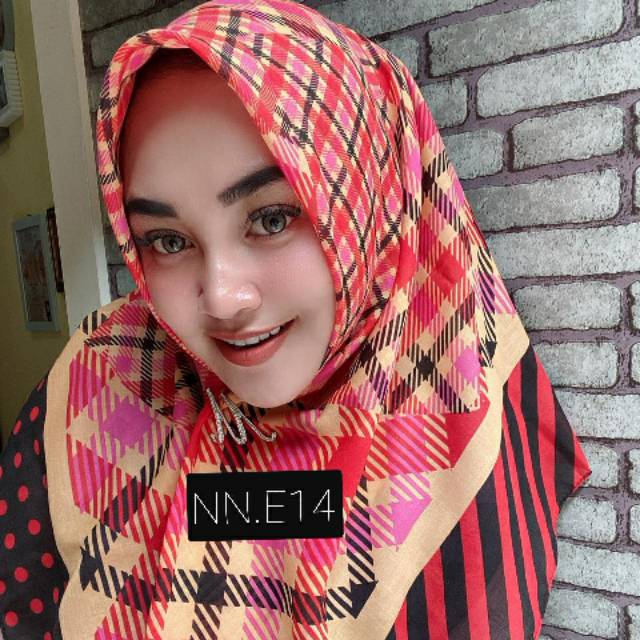 Kerudung segi empat denai terbaru