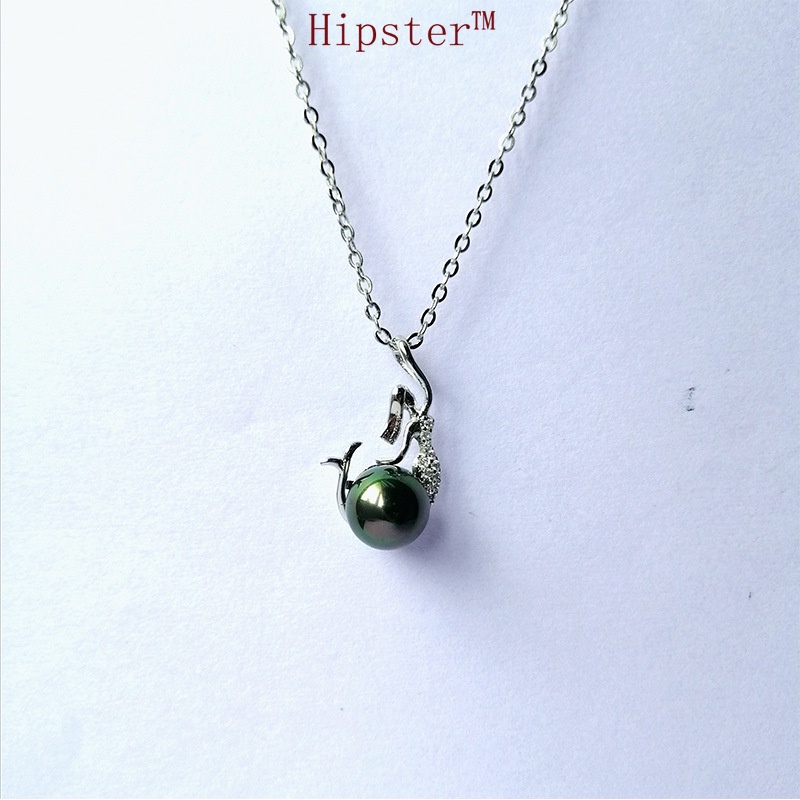 New Popular Mermaid Black Pearl Pendant Necklace