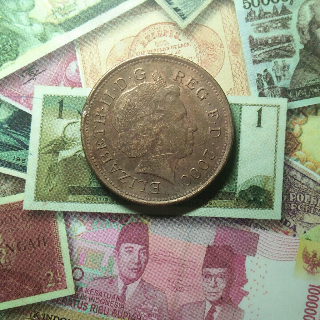 KM 199 - Koin 2 Pence Elizabeth 2 Tahun 2000