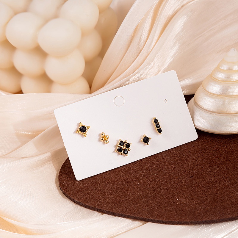 5pcs / Set Anting Stud Hypoallergenic Non Tarnish Untuk Wanita