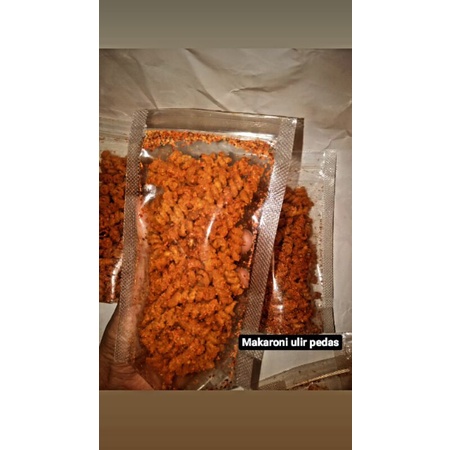 

Makaroni Ulir / Makaroni ulir pedas / Makaroni pouch / Makaroni murah