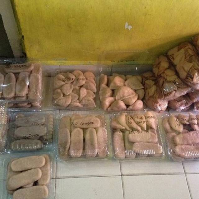

Pempek berbahan udang asli palembang