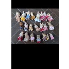 Preloved Figur Sylvanian Families