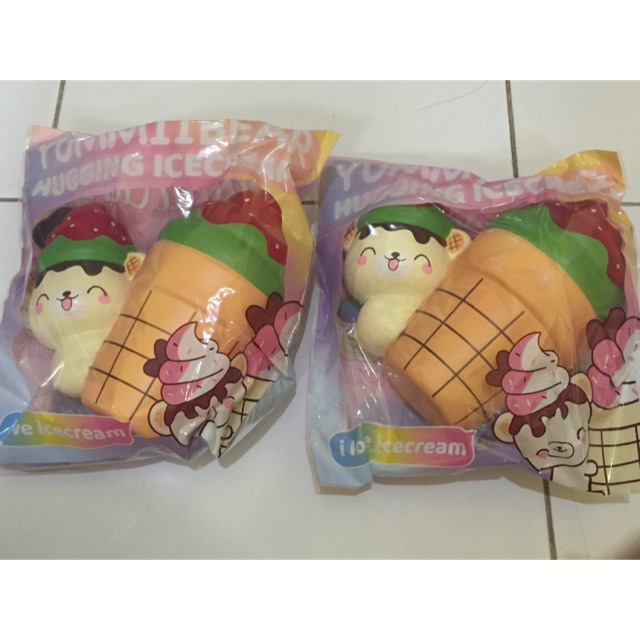 Squishy creamiicandy yummiibear hugging ice cream strawberry lisenced rare ori cute slow soft