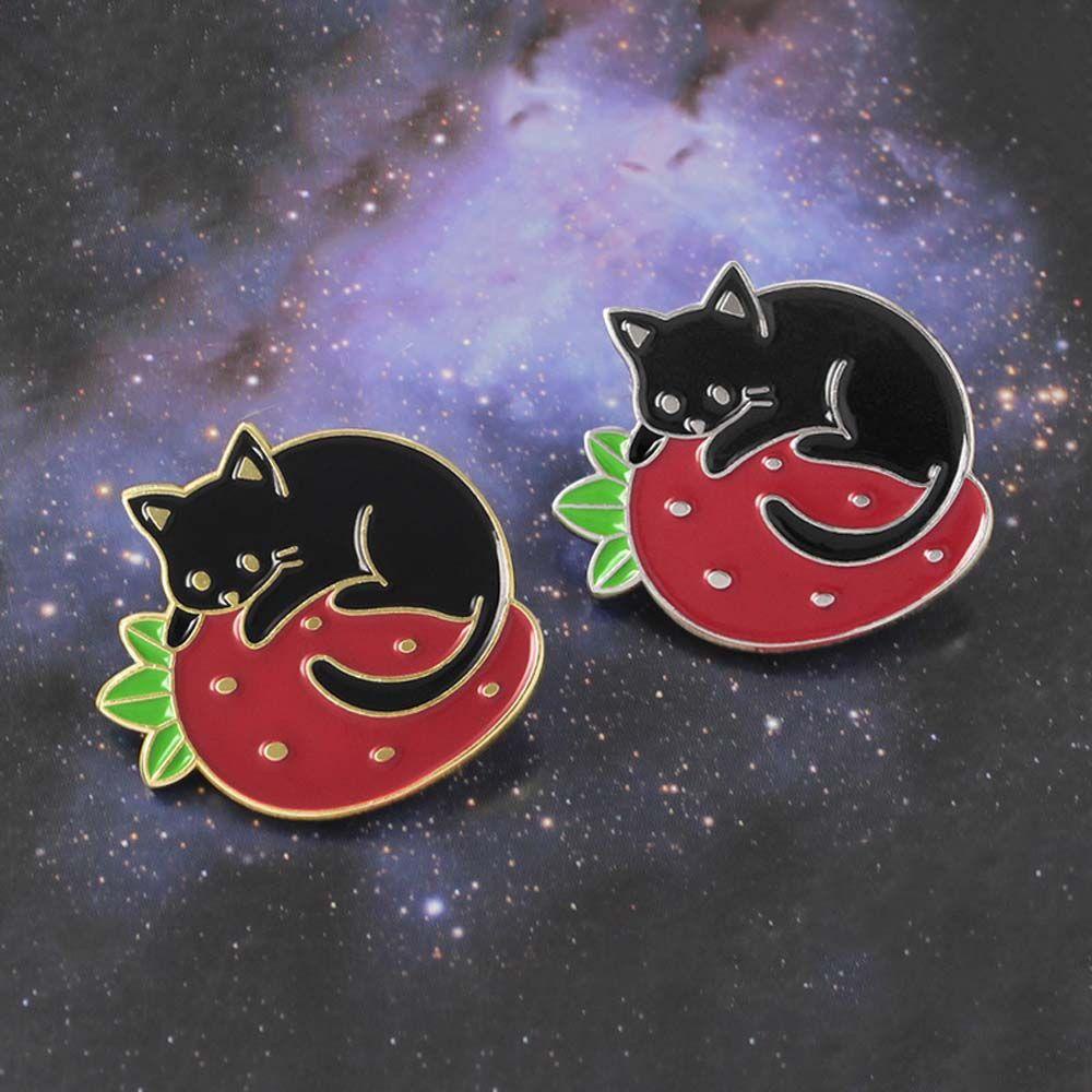 Lanfy Kucing Bros Hadiah Untuk Wanita Pria Kerah Bros Perhiasan Aksesoris Kucing Hitam Strawberry Lencana Pin Enamel Pin