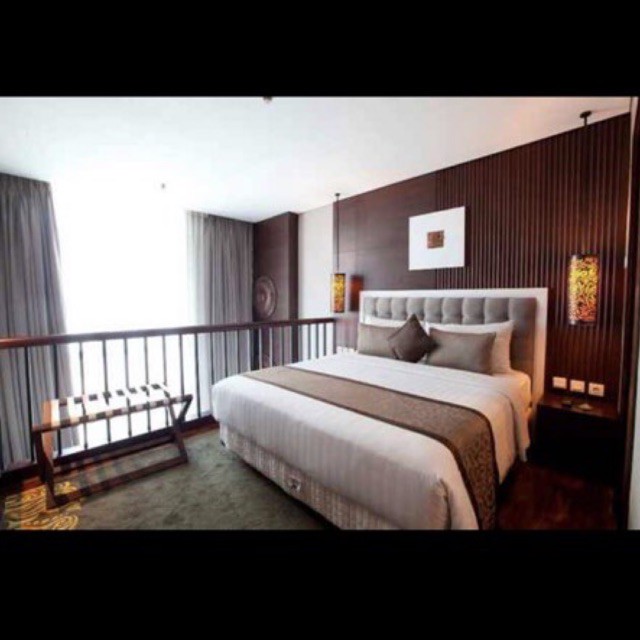 Voucher Hotel WEEKEND WEEKDAYS EL Royale Bandung