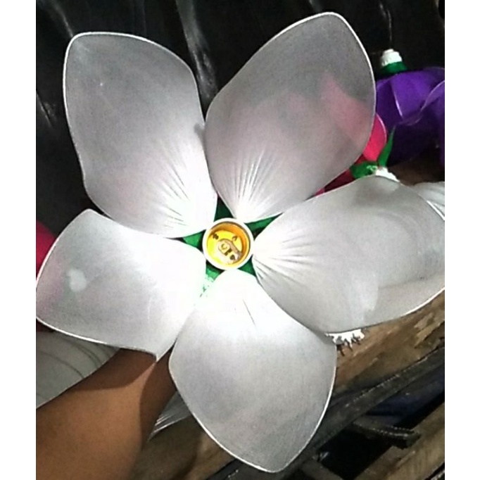 Standing Lampu Bunga Stoking / Kap Lampu Hias Bunga Stoking Dekorasi Fariasi Warna