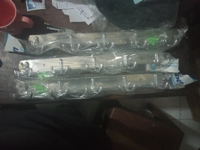 Kapstok Gantungan Baju Dinding Rak Gantungan Baju Kamar Mandi Cantolan Baju Dinding Cantolan Baju