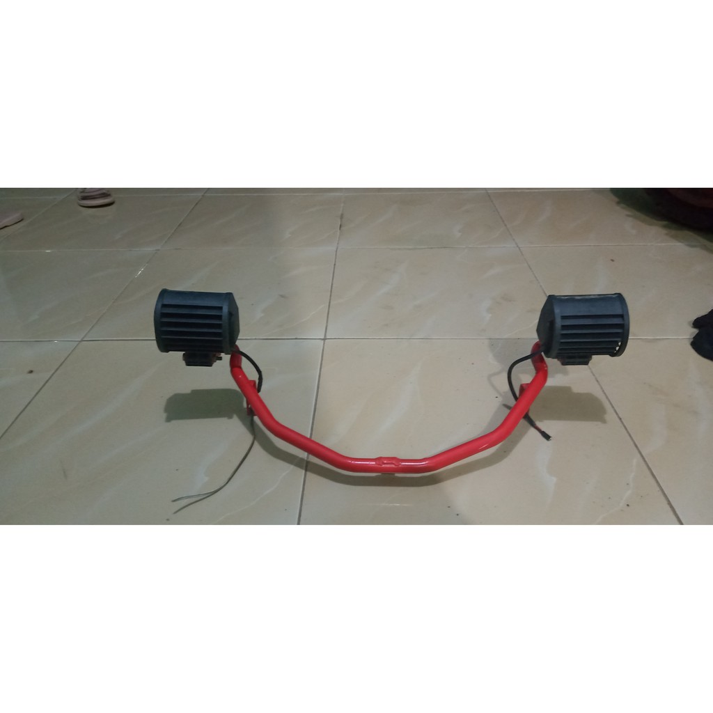 bracket lampu tembak