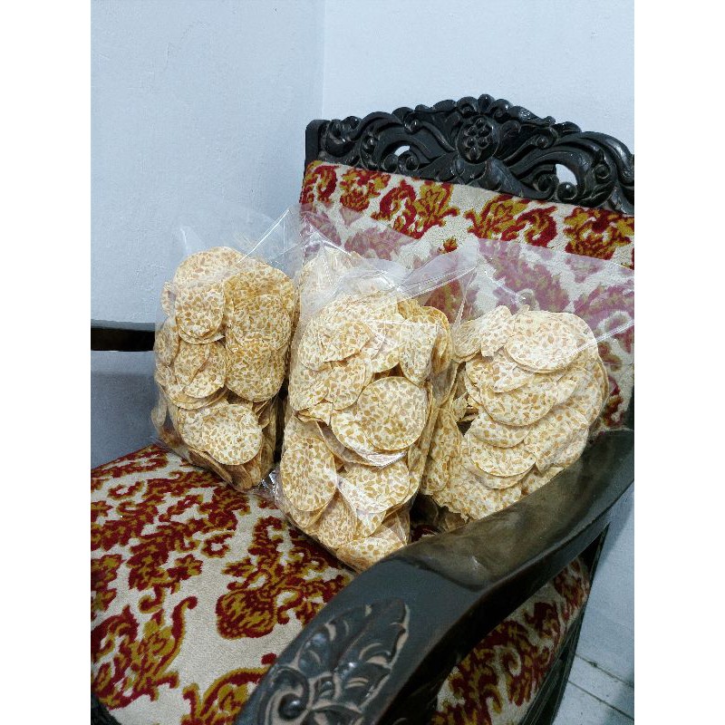 

Keripik Tempe Kripik Tempe Toni 250 gr
