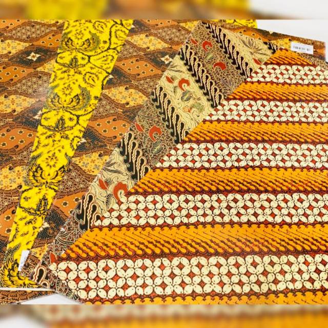 

10 lembar Kertas kado kiky motif Batik dg 1 motif