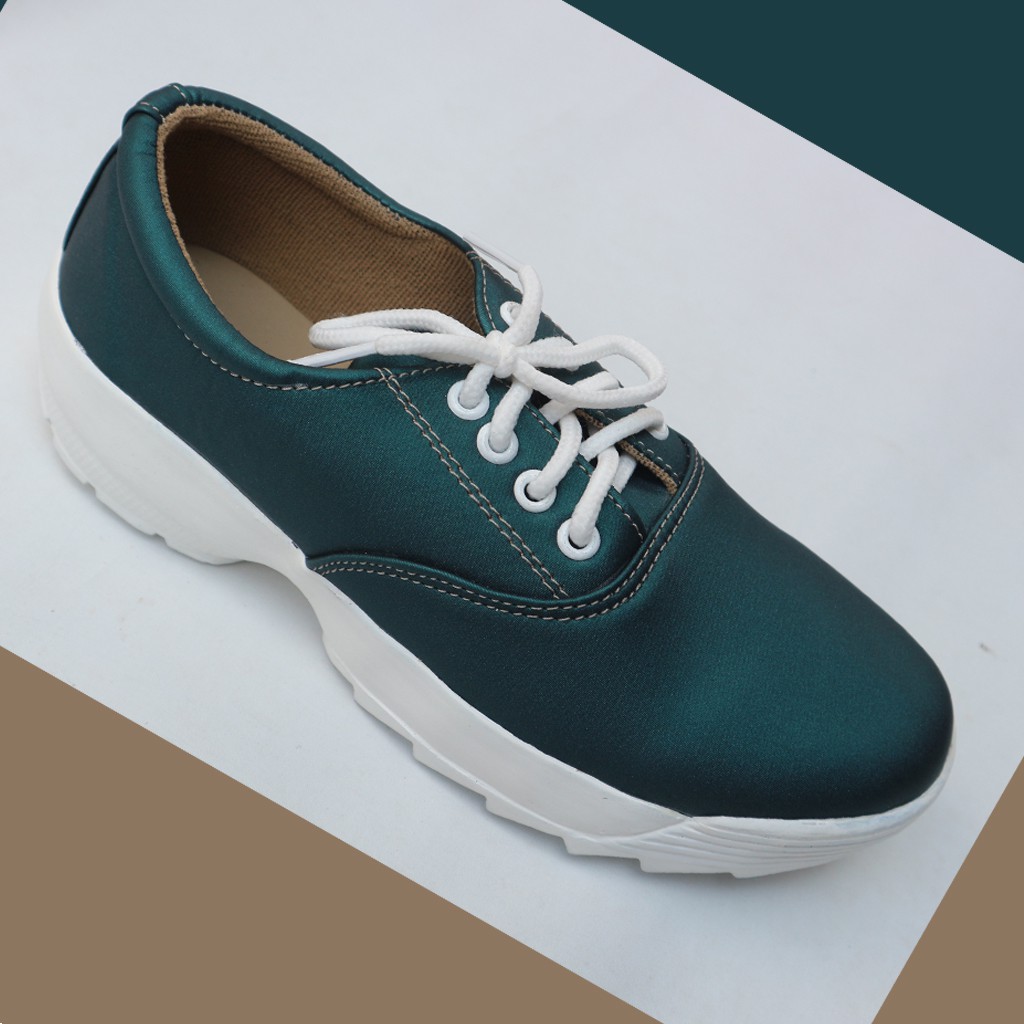 Sepatu Wanita Sneakers Yutaka YK-01 Emerald