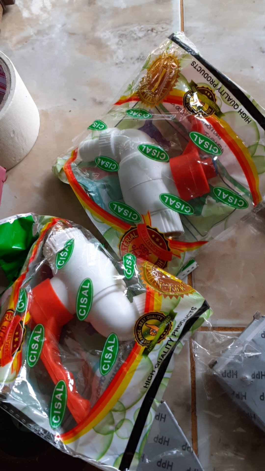 Kran Air Tembok Jumbo Kuningan 1/2 Mgj