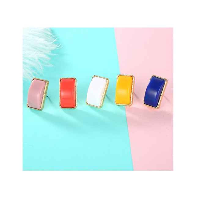 LRC Anting Tusuk Fashion White Rectangular Resin Earrings F93262