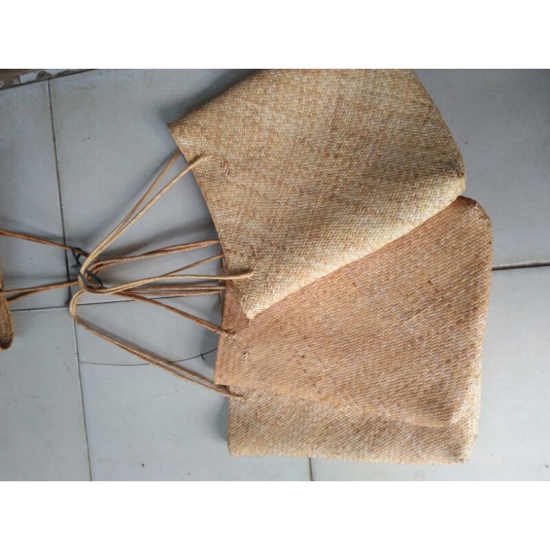 tas rotan kalimantan