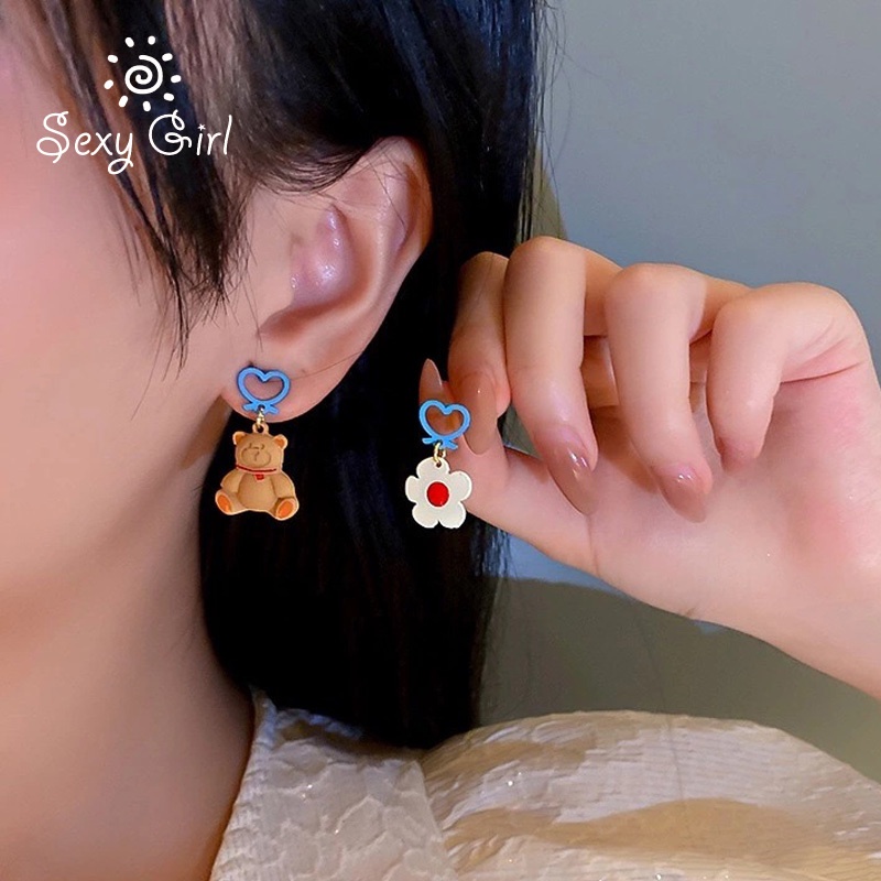 Anting S925 Silver Needle Bentuk Bunga Beruang Asimetris Gaya Korea Untuk Perempuan