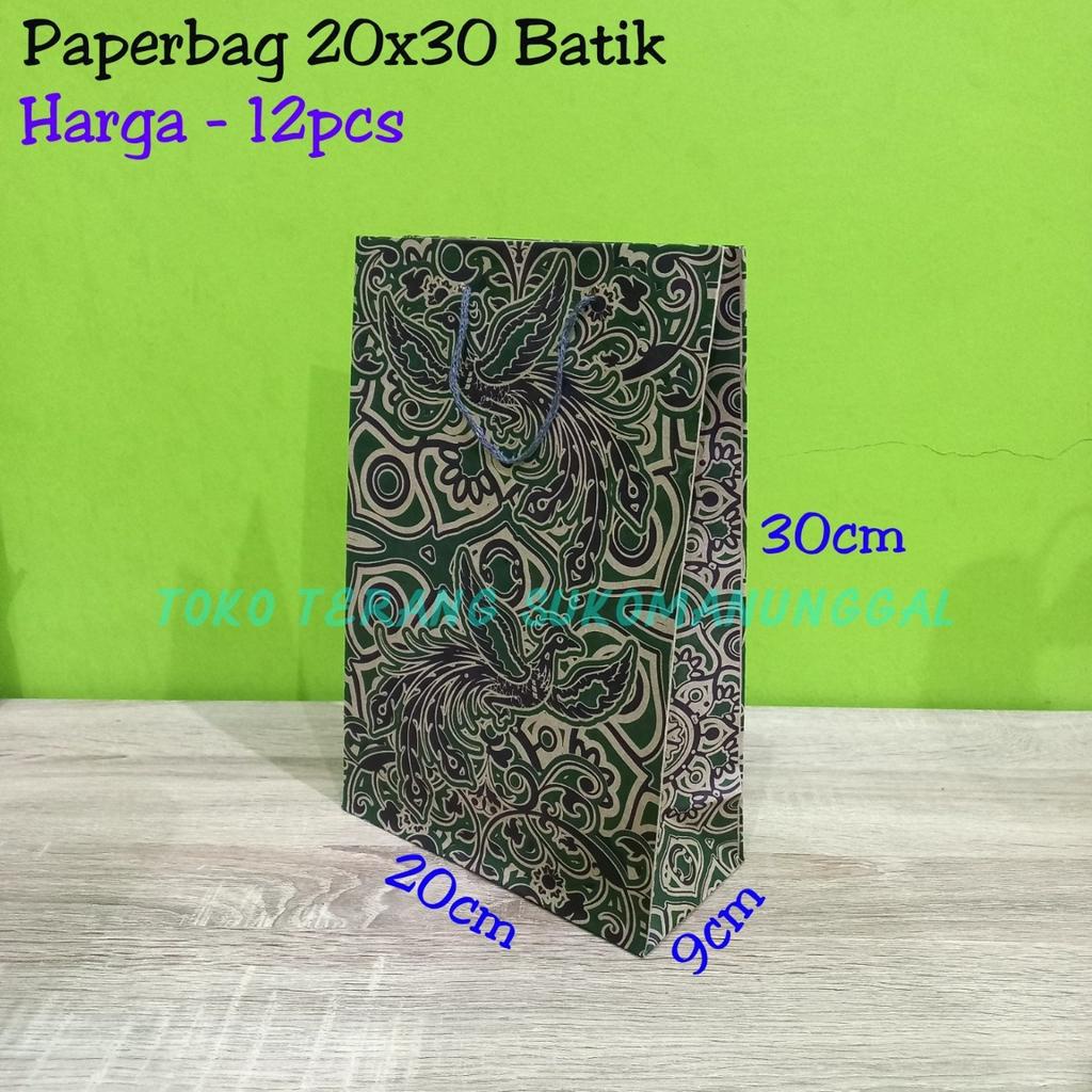 

Isi 12pc Paperbag 20x30 batik lusinan / tas kertas motif batik 20 x 30 / tas kertas batik / paperbag buku sarung