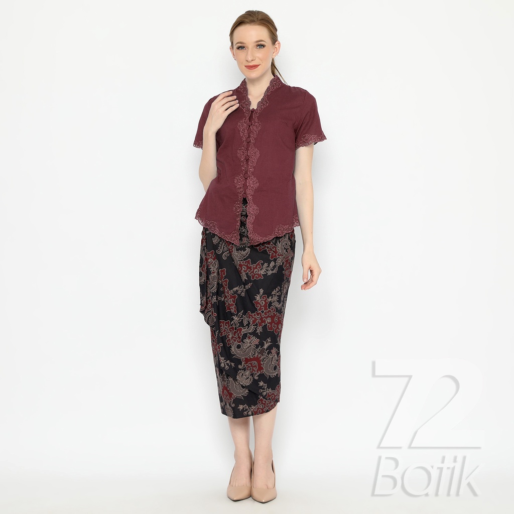 BATIK COUPLE MODERN  Kemeja Rok Lilit Instan Pria Lengan Panjang Slimfit Premium Elegant Hitam Merah 725360 Cap 72 - Baju Kemeja Atasan Pakaian Batik Couple Cople Pria Cowok Laki Laki Remaja Keluarga Lengan Panjang Modern Slimfit Premium Kekinian