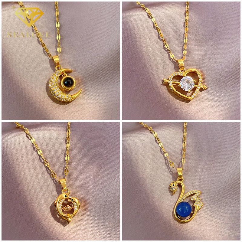 Kalung Titanium Wanita Proyeksi Bulan Hati &quot;I love you&quot; Berlian Kristal Emas 18k Anti Karat Perhiasan Korea