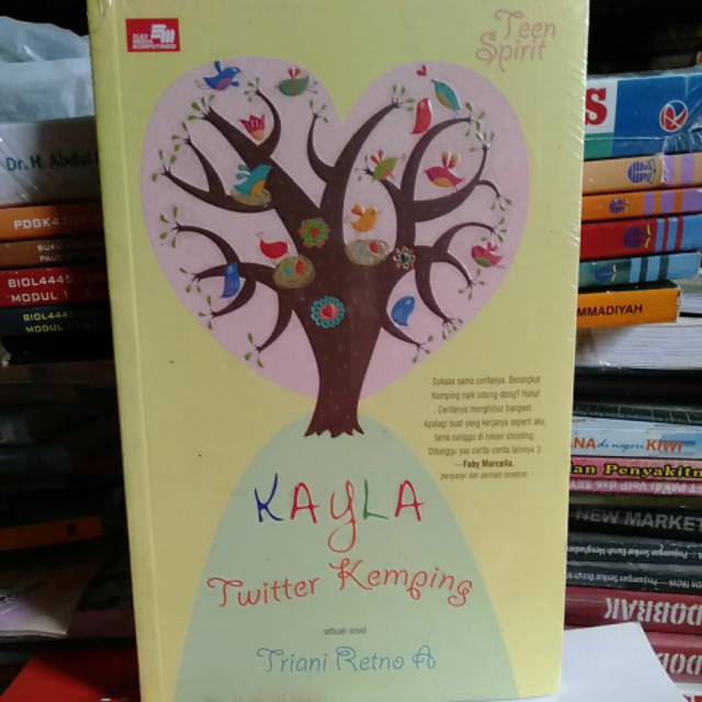 Buku Kayla Twitter Kemping