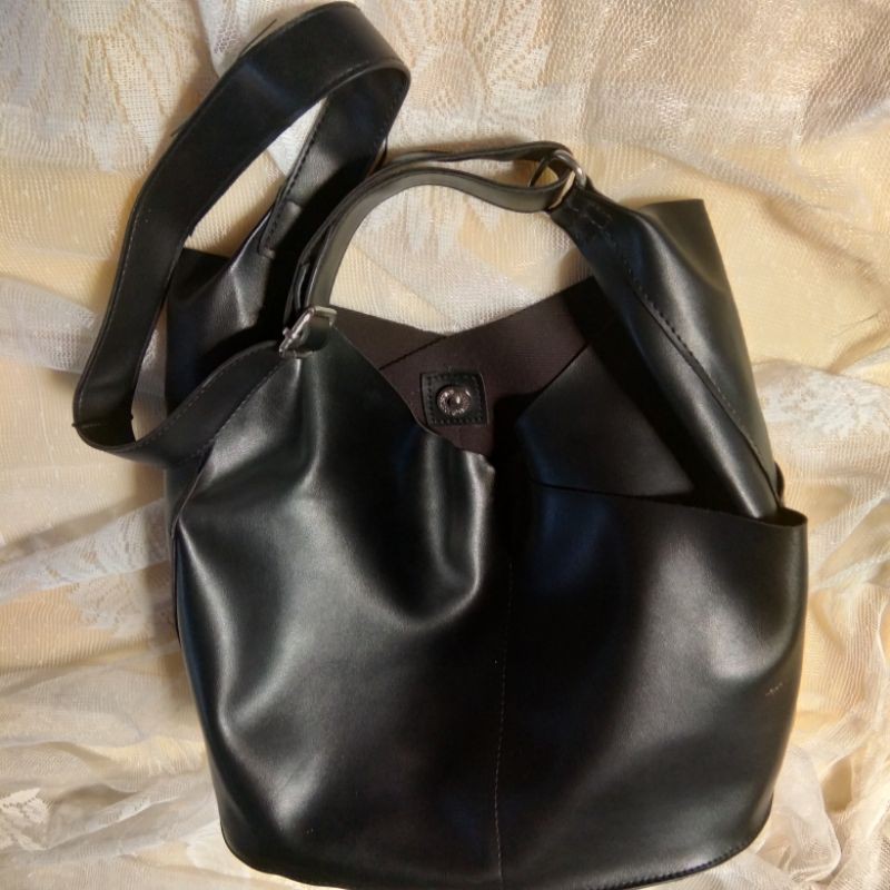 Tas selempang wanita model korea tas hitam kulit polos