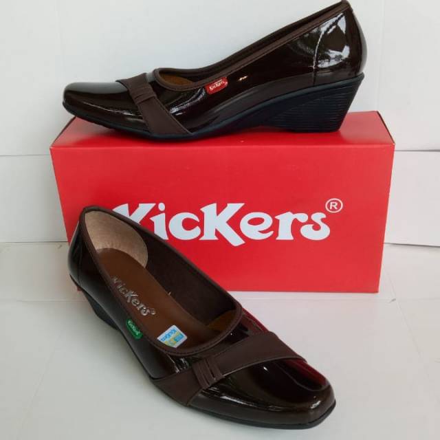 Sepatu Pantofel kerja wanita kickers