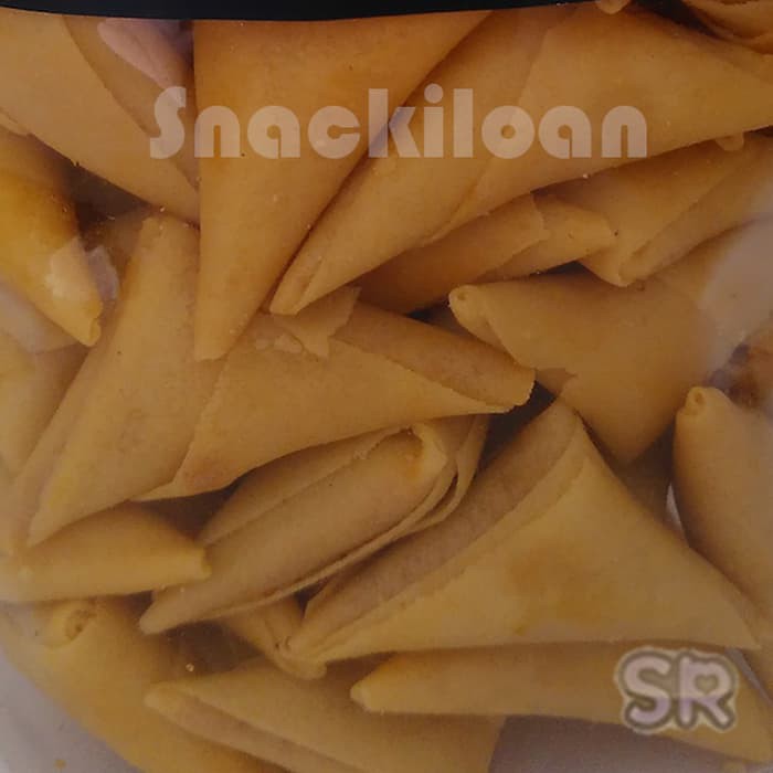 

Samosa Manis Pedas 1 Kg | Kue Kering Sarikaya