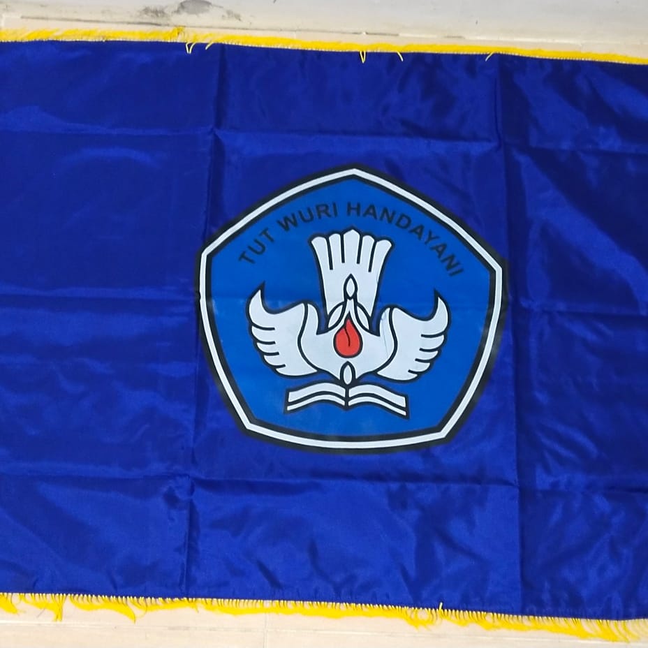 

Bendera Tut wuri handayani