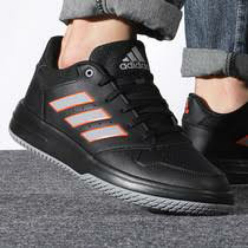 (size 42) adidas BASKETBALL Gametalker Shoes H04444 BNIB