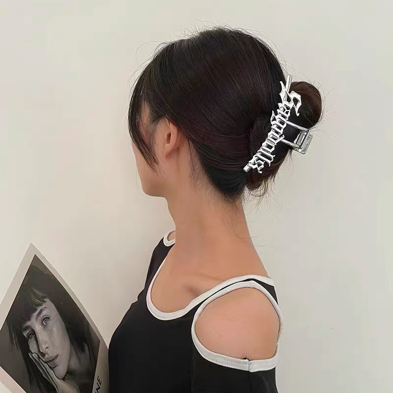 (Ready Stock) Gothic Metal BIG Size 3D Metallic Hairpin Hair Clips for Women