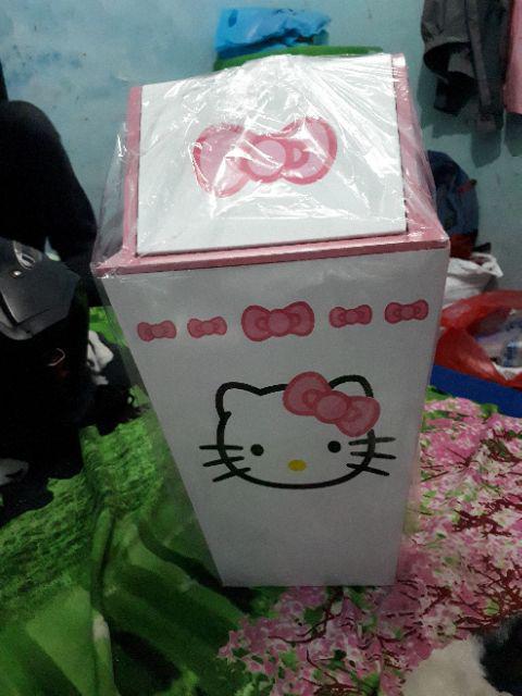 Tempat Sampah Hello Kitty