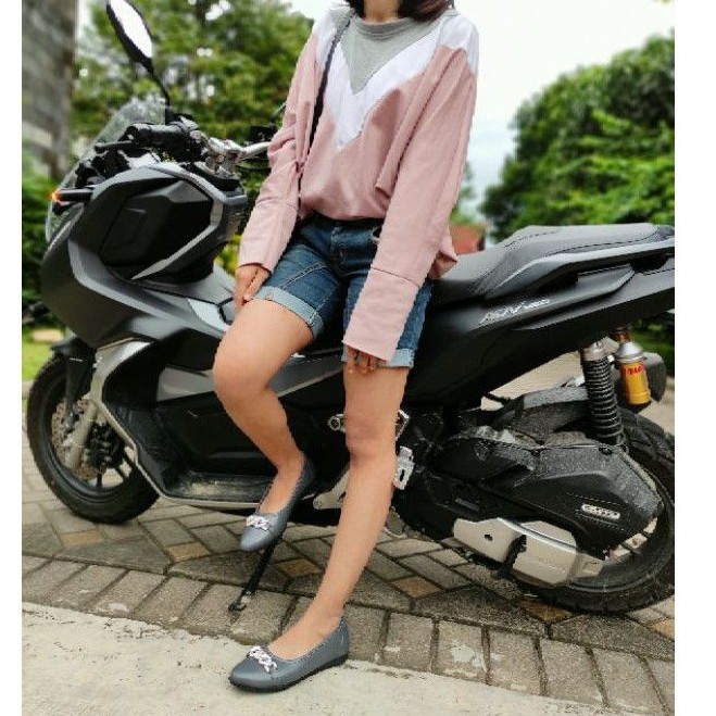 SEPATU WANITA FLAT SHOES CANTIK - HASTIA