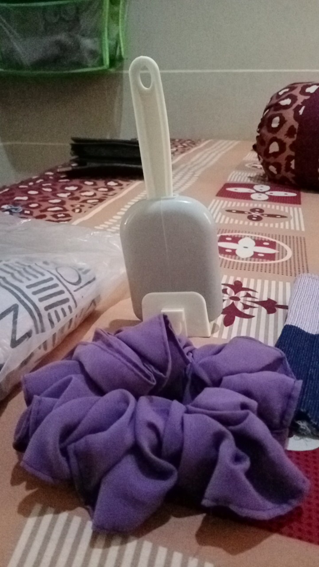 (bisa Bayar Ditempat) Centong Nasi Ajaib / Sendok Nasi Tempat Cover Buka Tutup Otomatis Serbaguna