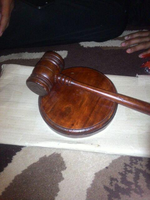 Palu Sidang / Palu Hakim