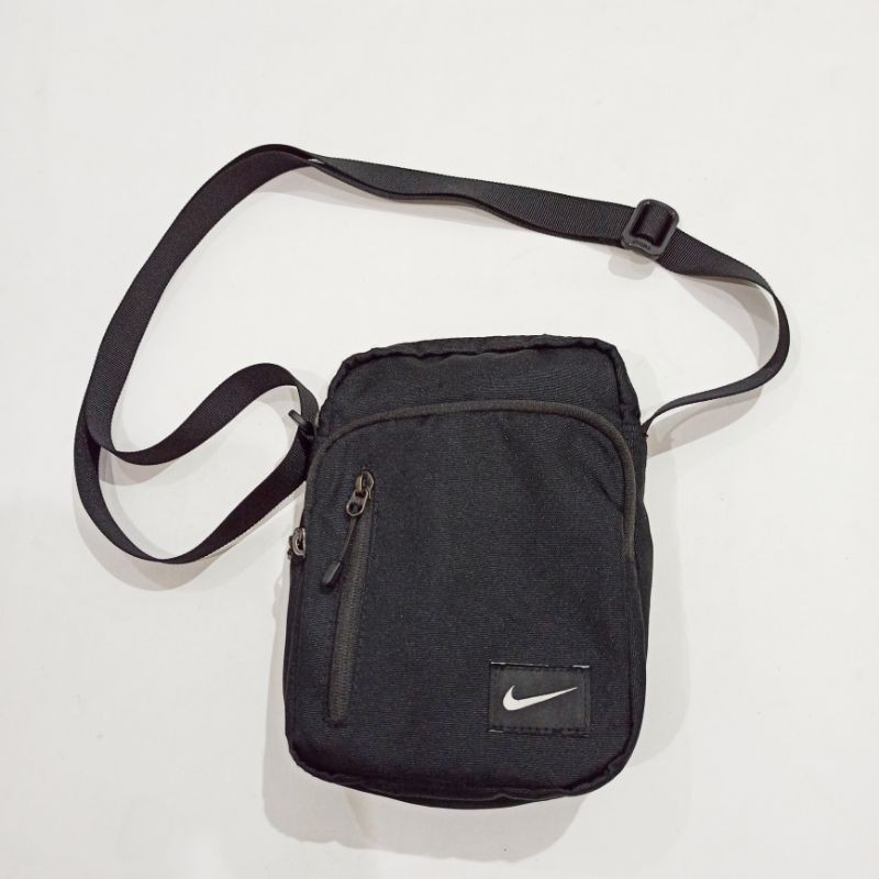 Nike Slingbag / Tas Selempang / Second Branded / Preloved Original