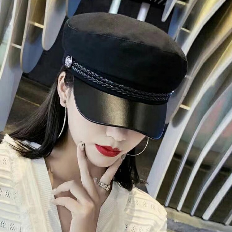 Topi Militer Bahan Kulit Gaya Jepang Untuk Wanita